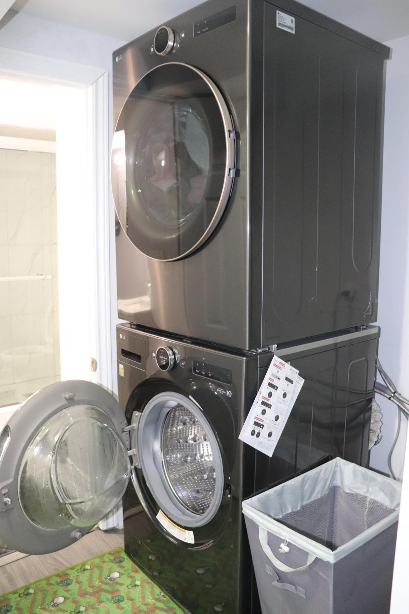 Garden 2 Bedroom Apt - Free Parking Wifi Laundry Workstation Brampton Exterior photo